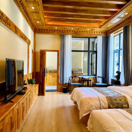 Yangbencang Homestay (Zhagana Scenic Area Ticket Center)