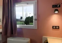B&B Hotel Toulouse Cité de l'Espace Hurel - parkir