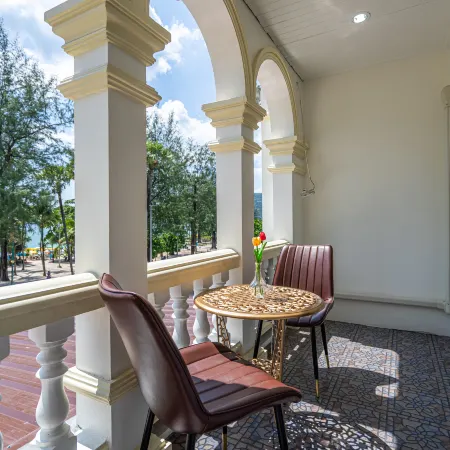 Seaside Patong House - Newly Open