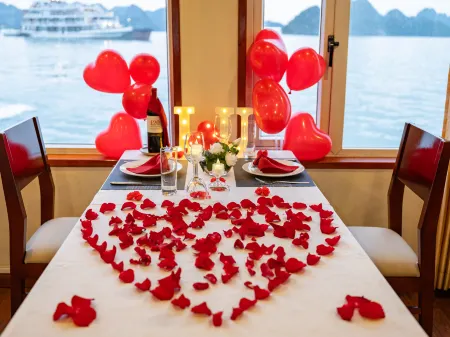 Amanda Premier Cruise