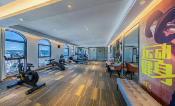 Vienna International Hotel (Shanwei Xinli Central Plaza )