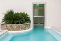 Palazzo Castri 1874 Spa & Garden - piscine