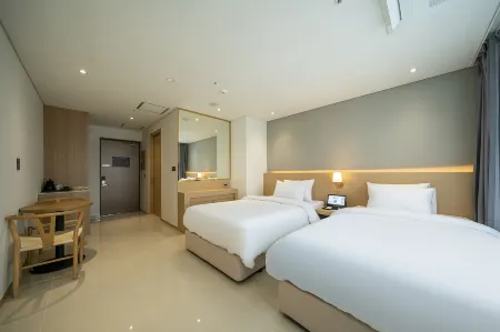 Chestertons Gyeongju