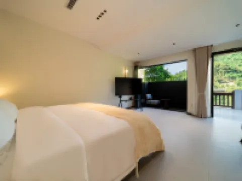 SereneLand Hotele w: Chishui City