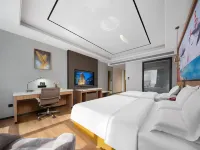 Rubik's Cube Hotel - gimnasio