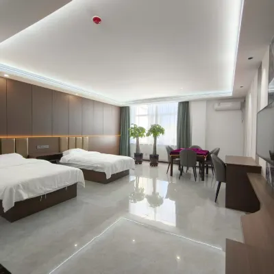Shuanghai Business Hotel Hotels near Bailingmiao Kangri Renmin Yingxiong Monument