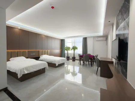 Shuanghai Business Hotel Отели рядом с достопримечательностью «Xilamuren Prairie»