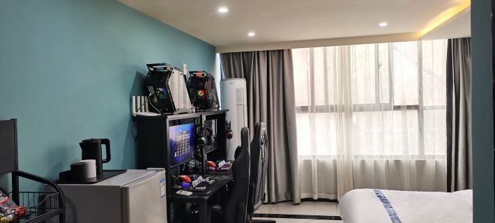 Galaxy E-Sports Hotel Hotels in Jia County