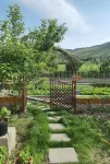 Konger Ningwu Ju Wu Su Homestay in Gongliu County Hotels near Qiaxi Forest Park
