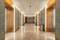 WHALE ISLAND Whale Island Hotel (Zhongshan Square Furama International) - Pet-friendly
