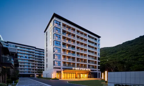 Zhoushan Putuo Zhujiajian Nansha Scenic Area Atour Hotel
