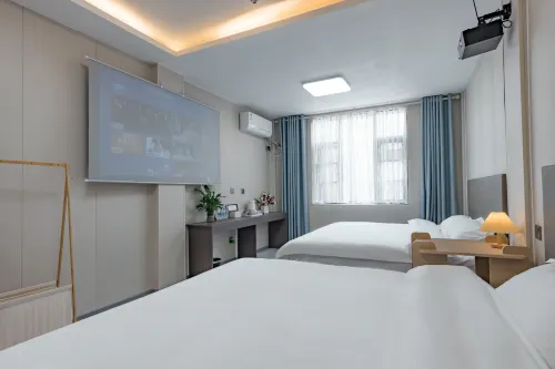 Qingyou Homestay (Kaifeng Wansui Mountain Wuxia City Qingming Shangmenyuan) - Evcil Hayvan Kabul Edilen Alan