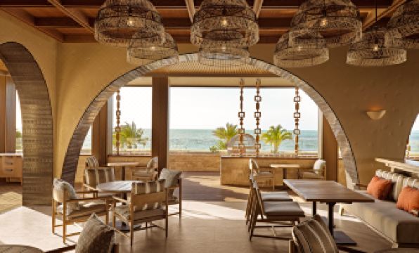 Crowne Plaza FIJI NADI BAY RESORT & SPA by IHG