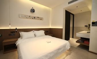 AIso Iive as a guest