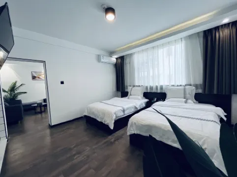 Dali Travel Service Hotel (High-speed Railway Station)