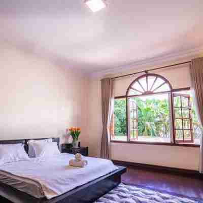 GEM VILLA 10 - 5 Bedroom, 6 Bathroom, Big Pool, Big Garden Rooms