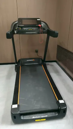 Meiyoute Hotel Отели рядом с достопримечательностью «Jagdaqi Railway Park»