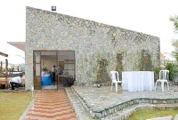 Sky Garden Hotel by RedDoorz