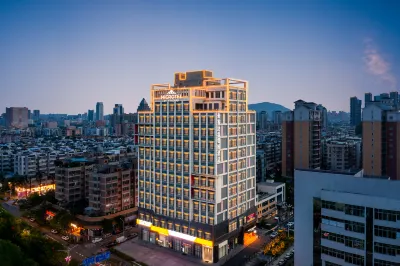 MICROTEL BY WYNDHAM Hotel Jiangmen JunJing Hotels near Hexing Square