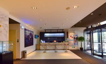 Jinjiang Inn Select (Xi'an Big Wild Goose Pagoda Jiangong Road Yanxingmen Metro Station)