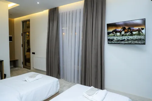 Rich Land Hotel