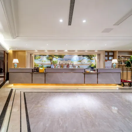 Vienna Hotel (ChongqingWushan Municipal Square)