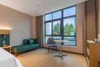 Maxaccom Future Hotel (Jiashan Guigu Technology Park Branch)