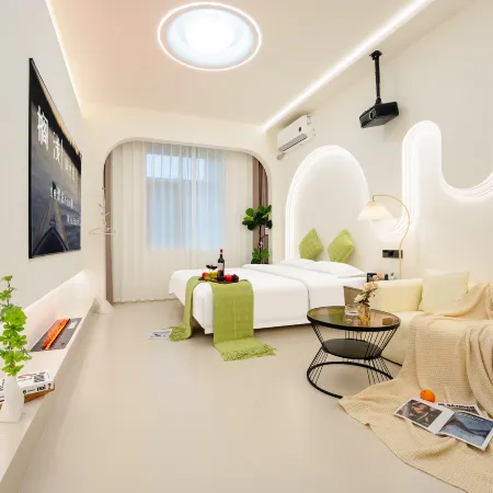 Sunny Mellow Designer Boutique (XuanEn Wenlanqiao Branch)
