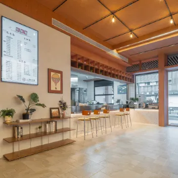 Captain 5 Youth Hotel (Shanghai Zhongshan Park Jiangsu Road Subway Station)