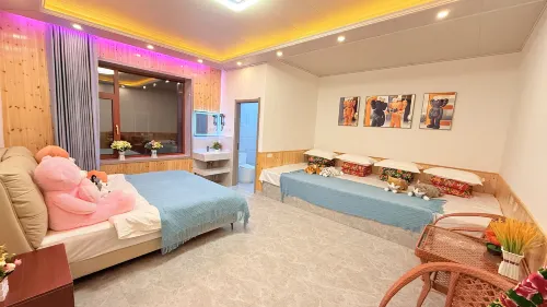 Xueyaoju · 270° Snow View Vacation Designer Villa Boutique Stay (Snow Town Scenic Area) فنادق في ووتشانغ