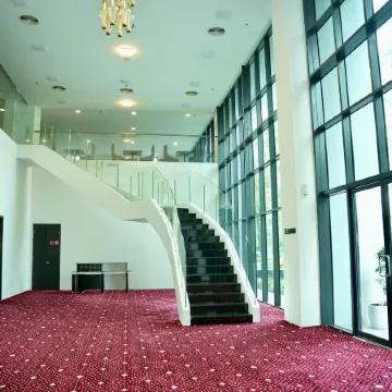 ARENA SUITES KUALA LUMPUR Отели рядом с достопримечательностью «Колледж TAR»
