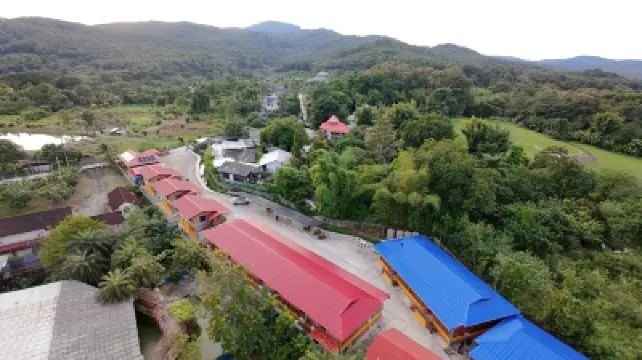 Baan Berm Family Inn Hotels near Elephant POOPOOPAPER Park Chiang Mai