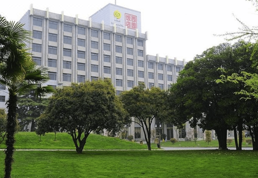 扬州西园饭店外景图