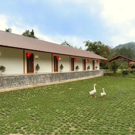 Baan Daeng Resort