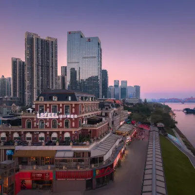 SFEEL Designer Hotel (Changsha Binjiang New City Fisherman's Wharf Branch) Hotels near The 2nd Xiangjiang Bridge