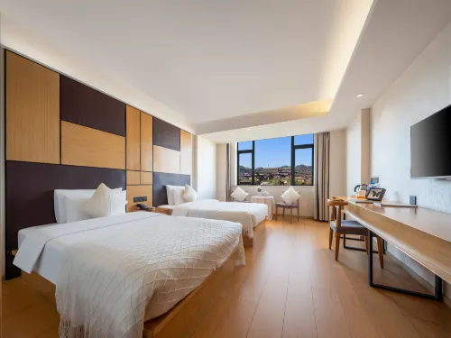 Qin Shuju Hotel (Hengdian World Studios Qin Palace)