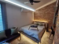 GENIEHOME No10 CLASSIC HOME 5BR6B free Wifi at SS2 PJ - Bungalows