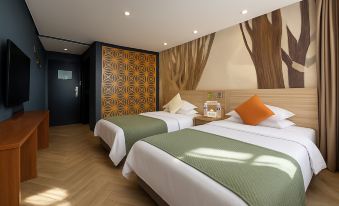 Qujing Mong Kok Time Hotel (Qilin South Road)