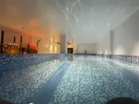 Mile Dieyuan Hot Spring Hotel (Huquan Ecological Park) - Swimmingpools