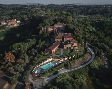 Borgo di Colleoli Resort Hotels in Palaia