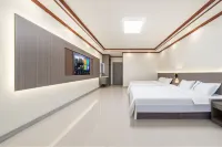 Ruifeng HOTELS (Shenyang Taoxian Airport T3 Music College Taoxian Campus Branch)
