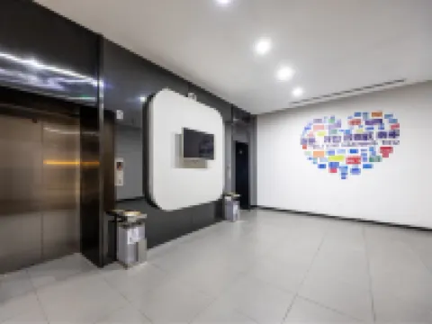 Jinjiang Inn Select Hotel (Nanning Railway Station Chaoyang Square)