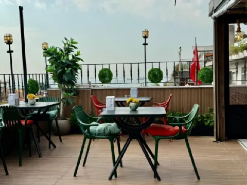 Istanbul Holiday Hotel Hoteles cerca de Cisterna Basílica