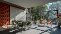 Yunjing Bopan Hotel (Panzhou Donghu Park Hongguo Small Square Branch)