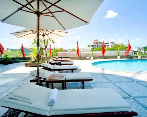 Mondial Hotel Hue Отели рядом с достопримечательностью «Сигнальная Башня»