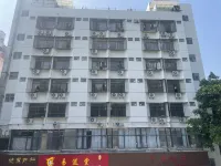 承航飯店公寓（仙湖路地鐵站店） 莲塘附近的飯店