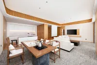 xinguangzhong Hotle