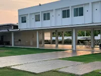 The oasis rayong hotel Hotels near Wat Saranat Thammaram