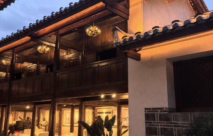 Horse Caravan Inn