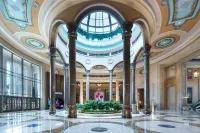The Palazzo Prestige Club Lounge – Daily Breakfast Included with Private Check-in